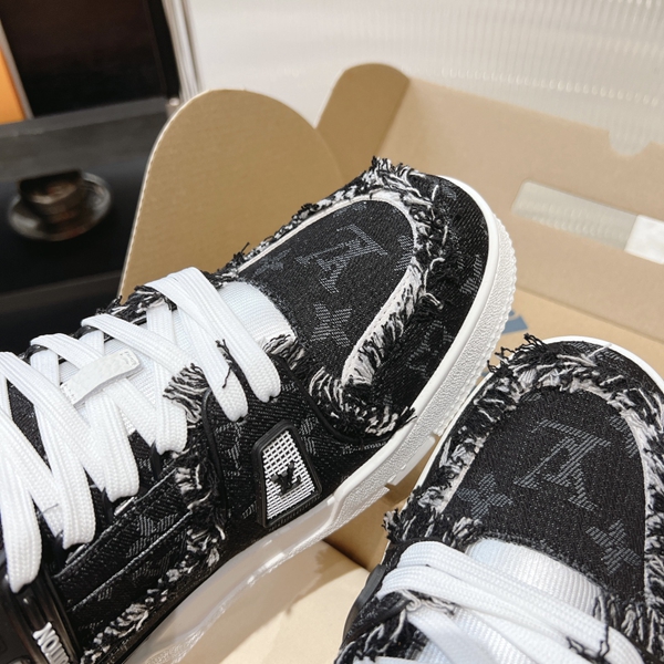 ルイヴィトン靴着用イメージ